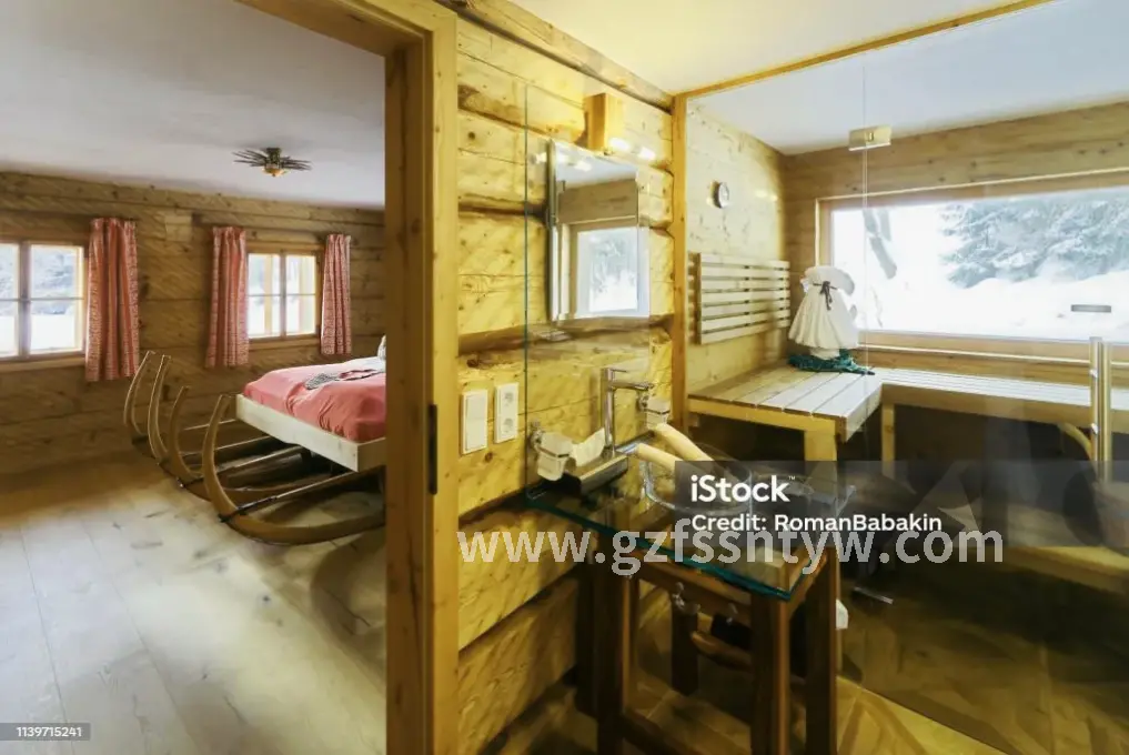 桑拿房内的灯光效果