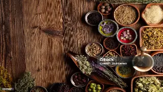 蒸汽的古老回响：解码桑拿的千年文化密码 poster